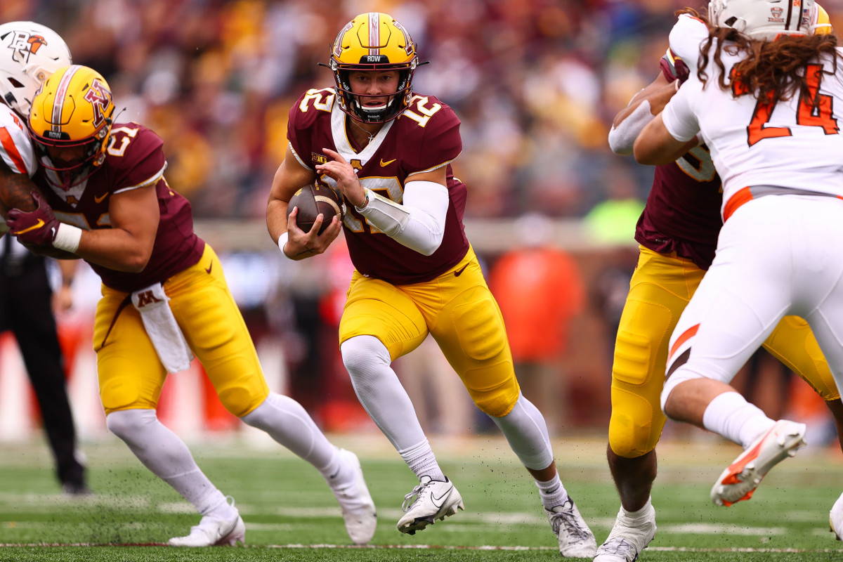 Cole Kramer runs for touchdown